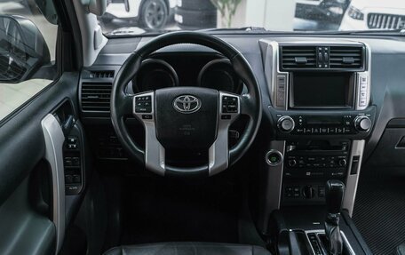 Toyota Land Cruiser Prado 150 рестайлинг 2, 2012 год, 2 450 000 рублей, 13 фотография
