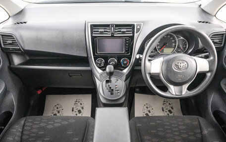 Toyota Ractis II, 2015 год, 849 000 рублей, 11 фотография