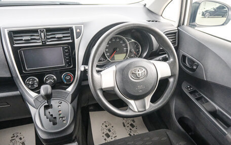 Toyota Ractis II, 2015 год, 849 000 рублей, 10 фотография
