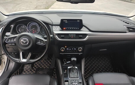 Mazda 6, 2018 год, 1 516 000 рублей, 12 фотография