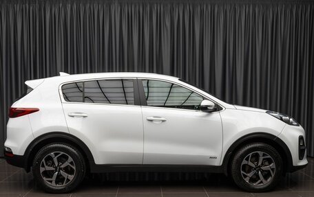 KIA Sportage IV рестайлинг, 2021 год, 2 499 000 рублей, 5 фотография