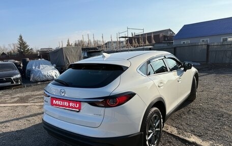 Mazda CX-4, 2022 год, 2 025 000 рублей, 4 фотография