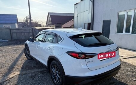 Mazda CX-4, 2022 год, 2 025 000 рублей, 7 фотография
