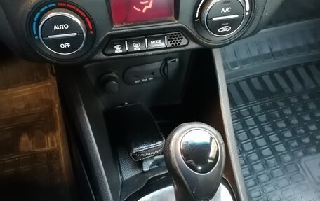 KIA Rio III рестайлинг, 2012 год, 980 000 рублей, 13 фотография