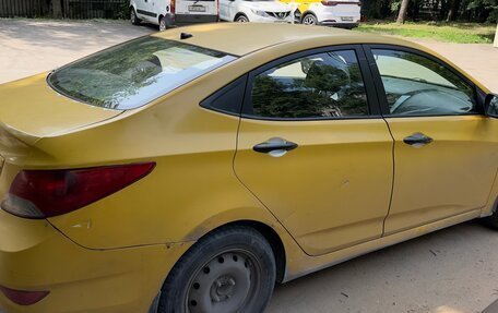 Hyundai Solaris II рестайлинг, 2014 год, 460 000 рублей, 2 фотография