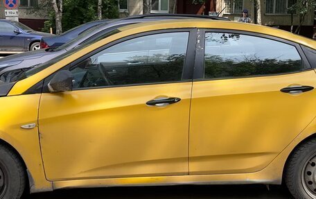 Hyundai Solaris II рестайлинг, 2014 год, 460 000 рублей, 3 фотография