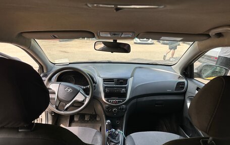 Hyundai Solaris II рестайлинг, 2014 год, 460 000 рублей, 7 фотография