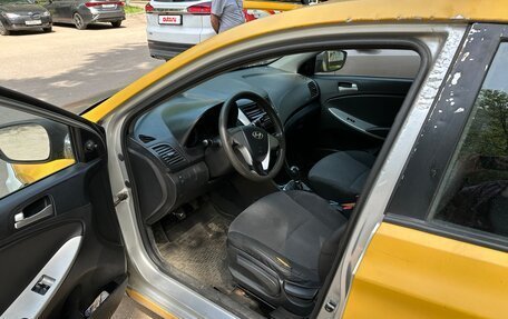 Hyundai Solaris II рестайлинг, 2014 год, 460 000 рублей, 5 фотография