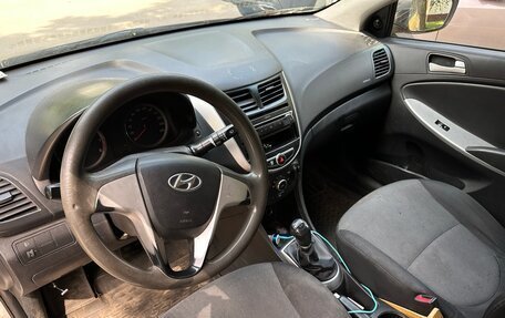 Hyundai Solaris II рестайлинг, 2014 год, 460 000 рублей, 8 фотография