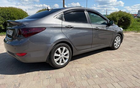 Hyundai Solaris II рестайлинг, 2011 год, 750 000 рублей, 4 фотография