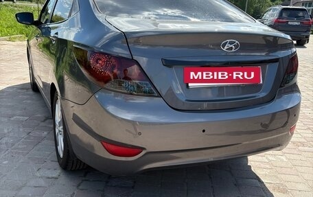 Hyundai Solaris II рестайлинг, 2011 год, 750 000 рублей, 6 фотография