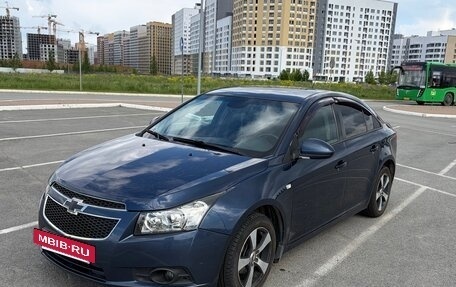 Chevrolet Cruze II, 2012 год, 680 000 рублей, 2 фотография