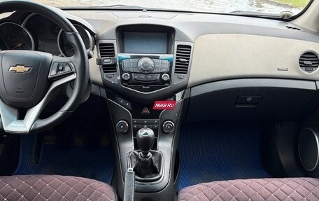 Chevrolet Cruze II, 2012 год, 680 000 рублей, 9 фотография