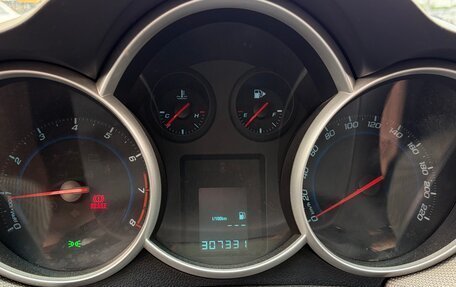 Chevrolet Cruze II, 2012 год, 680 000 рублей, 10 фотография