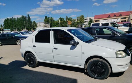 Renault Logan I, 2010 год, 390 000 рублей, 3 фотография