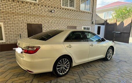 Toyota Camry, 2017 год, 2 050 000 рублей, 4 фотография