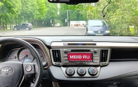 Toyota RAV4, 2013 год, 1 950 000 рублей, 7 фотография