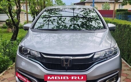 Honda Fit III, 2018 год, 1 250 000 рублей, 2 фотография