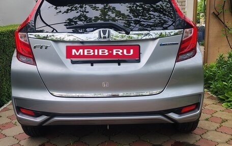 Honda Fit III, 2018 год, 1 250 000 рублей, 5 фотография