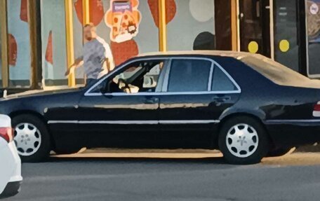 Mercedes-Benz S-Класс, 1994 год, 750 000 рублей, 2 фотография
