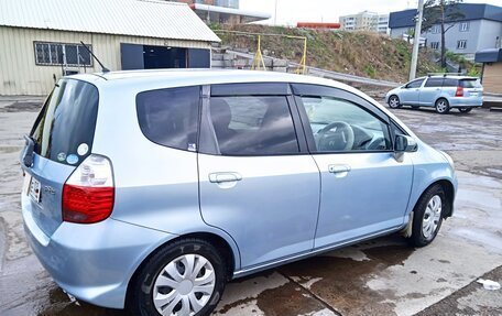 Honda Fit III, 2006 год, 620 000 рублей, 3 фотография
