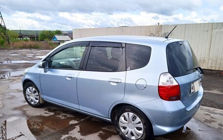 Honda Fit III, 2006 год, 620 000 рублей, 4 фотография