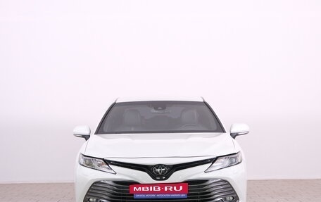 Toyota Camry, 2019 год, 2 449 000 рублей, 2 фотография