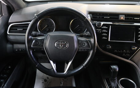 Toyota Camry, 2019 год, 2 449 000 рублей, 13 фотография