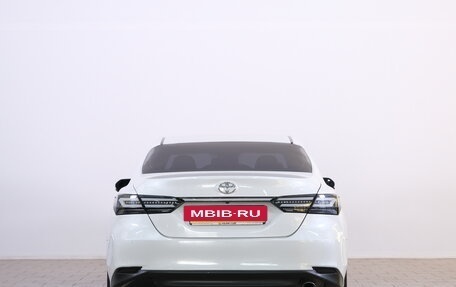 Toyota Camry, 2019 год, 2 449 000 рублей, 6 фотография