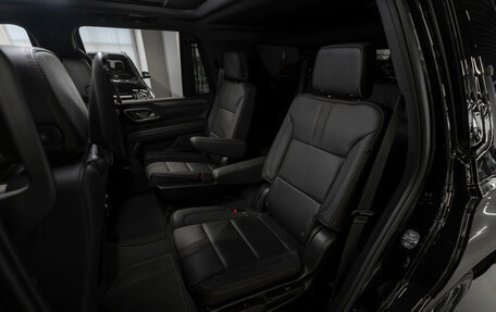 Chevrolet Tahoe IV, 2023 год, 10 200 000 рублей, 13 фотография