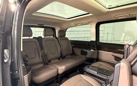 Mercedes-Benz V-Класс, 2021 год, 8 310 000 рублей, 22 фотография