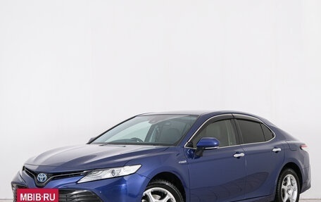 Toyota Camry, 2017 год, 2 699 000 рублей, 3 фотография