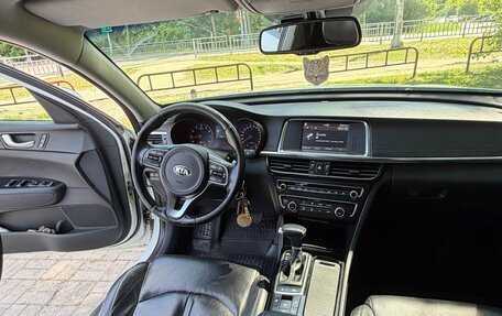 KIA Optima IV, 2017 год, 1 600 000 рублей, 10 фотография