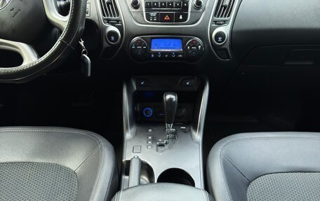 Hyundai ix35 I рестайлинг, 2012 год, 1 090 000 рублей, 16 фотография