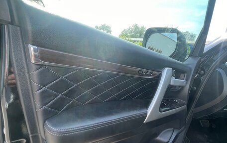 Toyota Land Cruiser 200, 2018 год, 6 300 000 рублей, 24 фотография