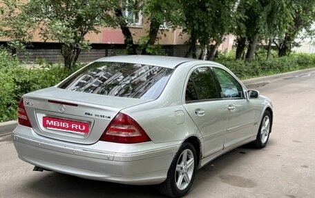 Mercedes-Benz C-Класс, 2004 год, 450 000 рублей, 5 фотография