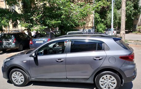 KIA Rio IV, 2021 год, 1 545 000 рублей, 2 фотография