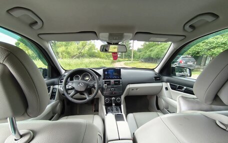 Mercedes-Benz C-Класс, 2010 год, 1 150 000 рублей, 10 фотография