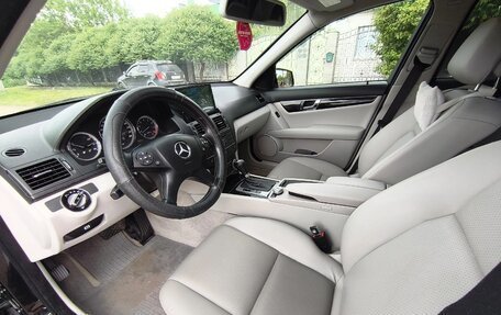 Mercedes-Benz C-Класс, 2010 год, 1 150 000 рублей, 15 фотография