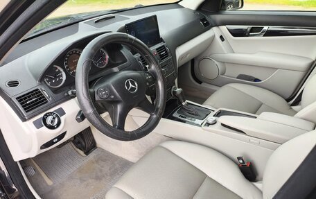 Mercedes-Benz C-Класс, 2010 год, 1 150 000 рублей, 16 фотография