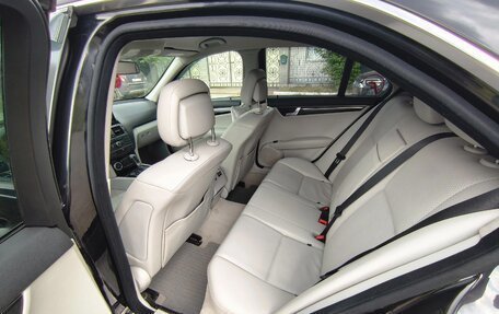 Mercedes-Benz C-Класс, 2010 год, 1 150 000 рублей, 17 фотография