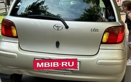 Toyota Vitz, 2003 год, 325 000 рублей, 16 фотография