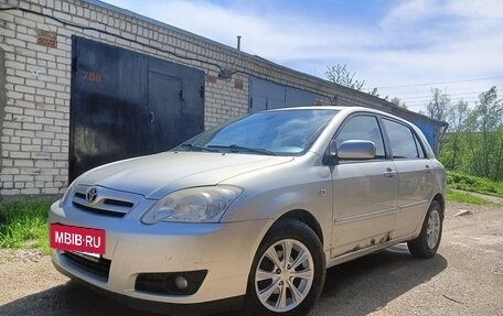 Toyota Corolla, 2004 год, 420 000 рублей, 2 фотография