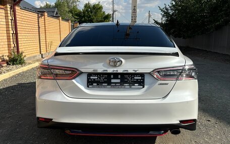 Toyota Camry, 2021 год, 2 900 000 рублей, 8 фотография