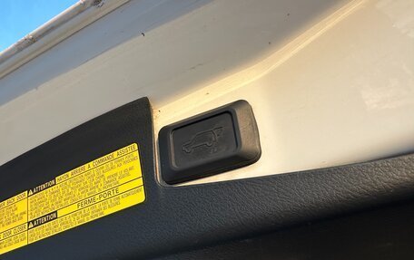 Toyota Highlander III, 2011 год, 1 797 000 рублей, 14 фотография