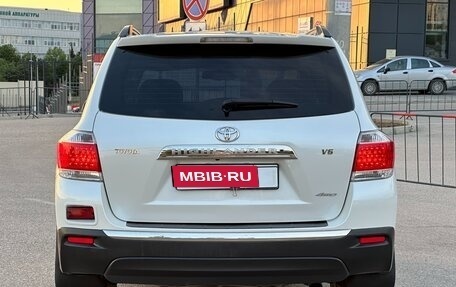 Toyota Highlander III, 2011 год, 1 797 000 рублей, 31 фотография