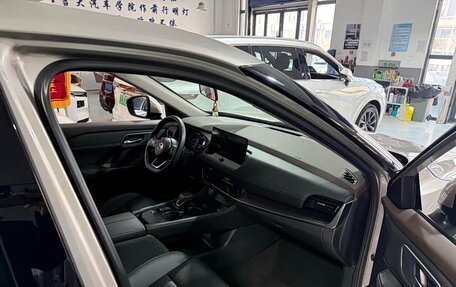 Nissan X-Trail, 2022 год, 1 750 000 рублей, 6 фотография