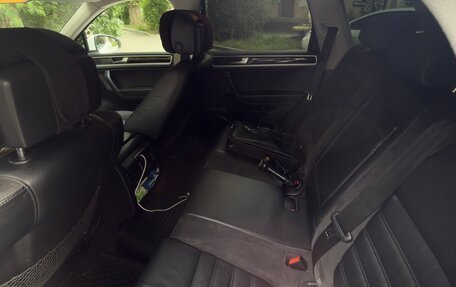 Volkswagen Touareg III, 2012 год, 2 400 000 рублей, 12 фотография