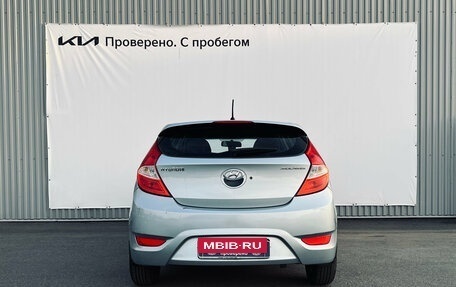 Hyundai Solaris II рестайлинг, 2012 год, 660 000 рублей, 6 фотография