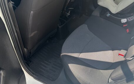 Hyundai Solaris II рестайлинг, 2012 год, 845 000 рублей, 9 фотография